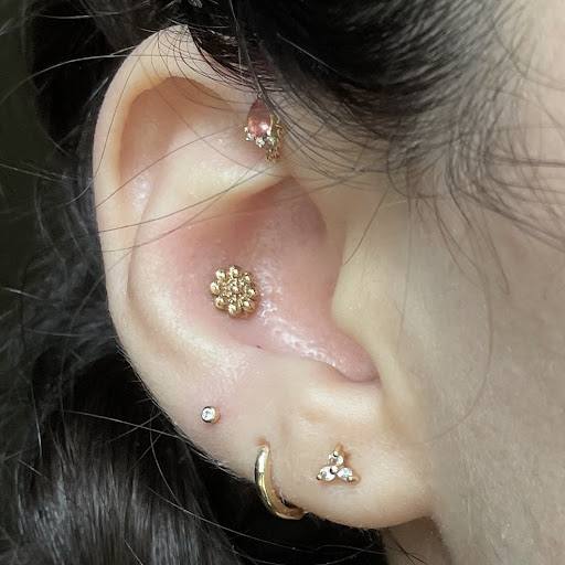 Tattoo Shop «Dandyland Custom Tattoo and Professional Body Piercing», reviews and photos, 1821 Bandera Rd B, San Antonio, TX 78228, USA