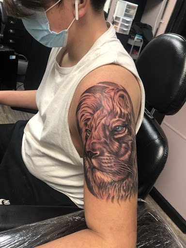 Tattoo Shop «Destiny Tattoo Studio», reviews and photos, 1822 NJ-35, South Amboy, NJ 08879, USA