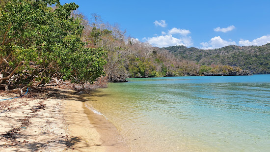 Toba Beach