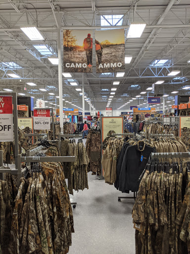 Sporting Goods Store «Academy Sports + Outdoors», reviews and photos, 5400 Brodie Ln, Sunset Valley, TX 78745, USA