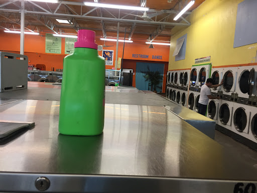 Laundromat «Amigo Laundry», reviews and photos, 3349 Country Club Dr W, Irving, TX 75038, USA