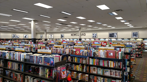Book Store «Books-A-Million», reviews and photos, 14151 Steele Creek Rd #200, Charlotte, NC 28273, USA