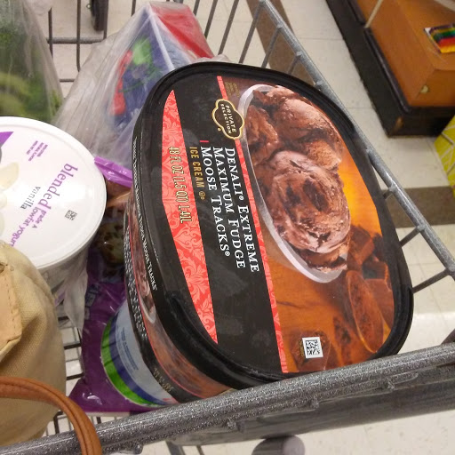 Grocery Store «Kroger», reviews and photos, 209 Chicago Ave, Goshen, IN 46526, USA