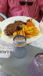 Photo n°118 de Restaurant Pétrarque et Laure à Fontaine-de-Vaucluse ()