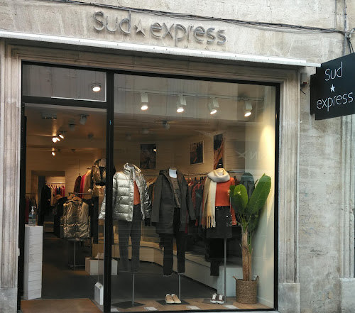 Magasin de vêtements pour femmes sud express Avignon