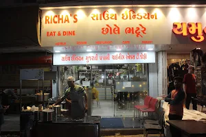 Richa's Eat & Dine - South Indian Restaurant, Chinese Restaurant, Punjabi Restaurant, Pav Bhaji, Cholle Bhature, Family Rooms image