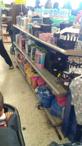 Discount Store «Fallas Paredes Discount Stores», reviews and photos, 956 Sepulveda Blvd, Harbor City, CA 90710, USA