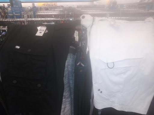 Clothing Store «Ross Dress for Less», reviews and photos, 7338 Gall Blvd, Zephyrhills, FL 33541, USA