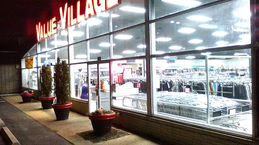 Value Village, 3401 N Lindbergh Blvd, St Ann, MO 63074, USA, 
