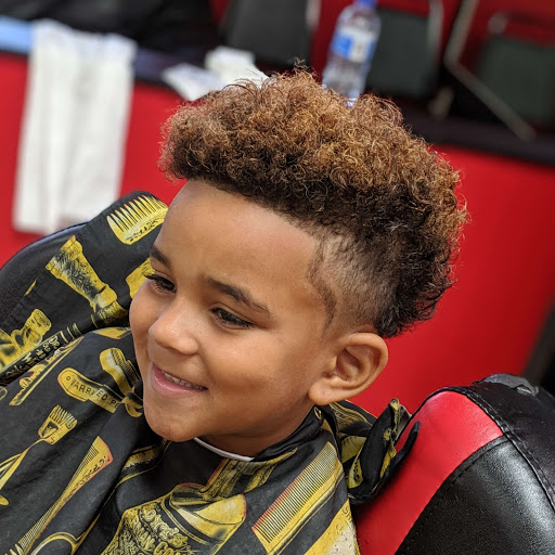 Barber Shop «Heads Up Barber Shop», reviews and photos, 12302 Balm Riverview Rd, Riverview, FL 33579, USA