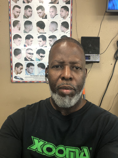 Barber Shop «Truck Stop BarberShop», reviews and photos, 7425 Bonnie View Rd #101, Dallas, TX 75241, USA