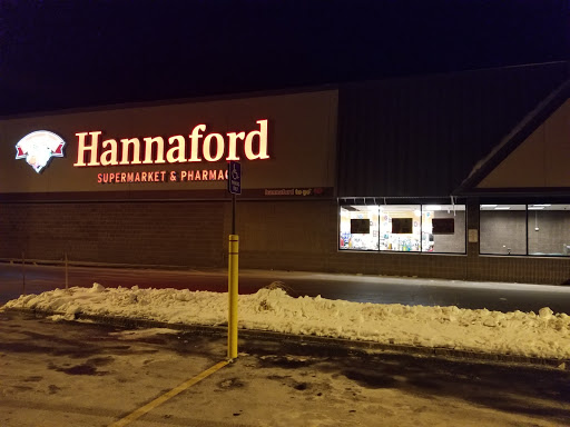 Hannaford Supermarket, 2 Freetown Rd #27, Raymond, NH 03077, USA, 