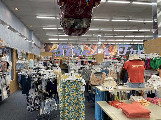 Department Store «B&B Department Store», reviews and photos, 827 Asbury Ave, Ocean City, NJ 08226, USA