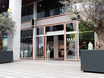 Max Luxury Menswear Tilburg