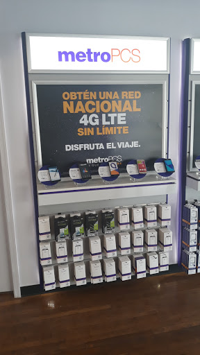 Cell Phone Store «MetroPCS Authorized Dealer», reviews and photos, 701 Lancaster Ave, Reading, PA 19607, USA
