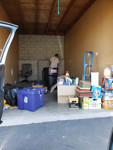 Self-Storage Facility «Extra Space Storage», reviews and photos, 250 N Cota St, Corona, CA 92880, USA