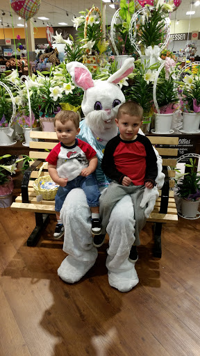 Grocery Store «Kroger», reviews and photos, 7000 Monroe Blvd, Taylor, MI 48180, USA