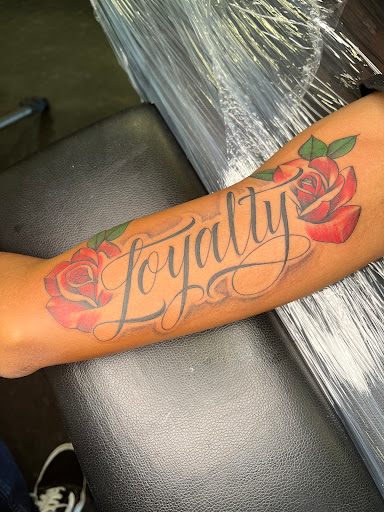 Explore ocean tattoo ideas for guys, creative tattoo ideas in San Bernardino, available at University tattoo