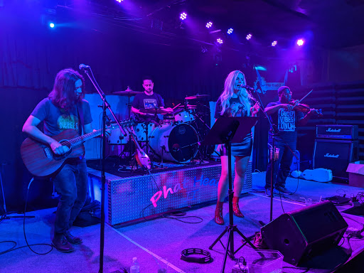 Bar «Phat Headz», reviews and photos, 420 N Clay St, Green Bay, WI 54301, USA