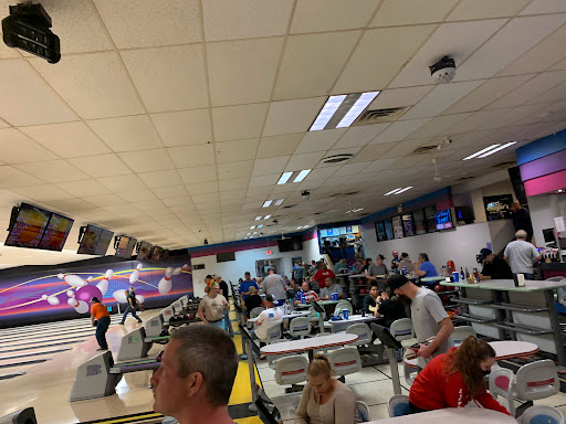 Bowling Alley «Suburban Bowling Lanes», reviews and photos, 735 Chestnut Ridge Rd, Morgantown, WV 26505, USA