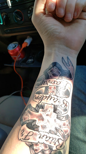 Tattoo Shop «Ink Slingers», reviews and photos, 1355 E Kearney St, Springfield, MO 65803, USA