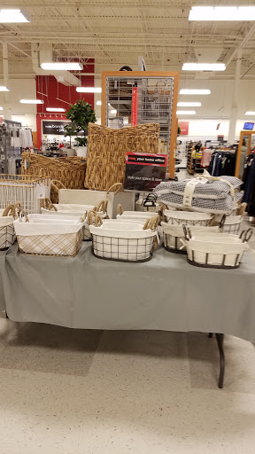 Department Store «T.J. Maxx», reviews and photos, 2421 Cranberry Hwy #200, Wareham, MA 02571, USA