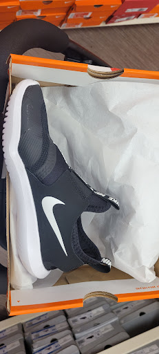 Shoe Store «Famous Footwear», reviews and photos, 1515 US-22 #42, Watchung, NJ 07069, USA