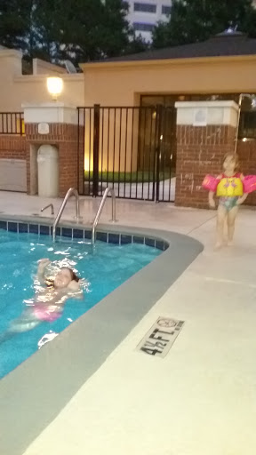 Hotel «Courtyard by Marriott Charlotte SouthPark», reviews and photos, 6023 Park S Dr, Charlotte, NC 28210, USA