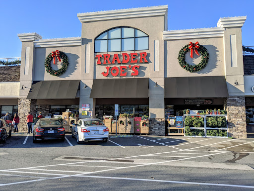 Shopping Mall «Thruway Shopping Center», reviews and photos, 300 S Stratford Rd, Winston-Salem, NC 27103, USA