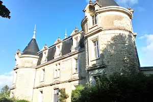 chateau d'Og image