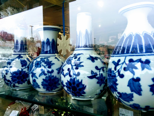 Gift Shop «The Virginia Shop», reviews and photos, 1047-B Emmet St N, Charlottesville, VA 22903, USA