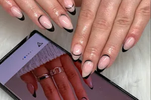 Elegants Nails and Spa image