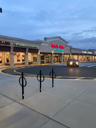 Wine Store «Total Wine & More», reviews and photos, 1451 New Britain Ave, West Hartford, CT 06110, USA