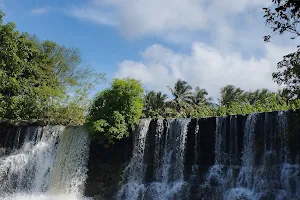 Khar waterfalls image