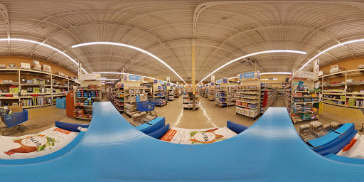 Pet Supply Store «PetSmart», reviews and photos, 45 Park Pl Dr, Covington, LA 70433, USA