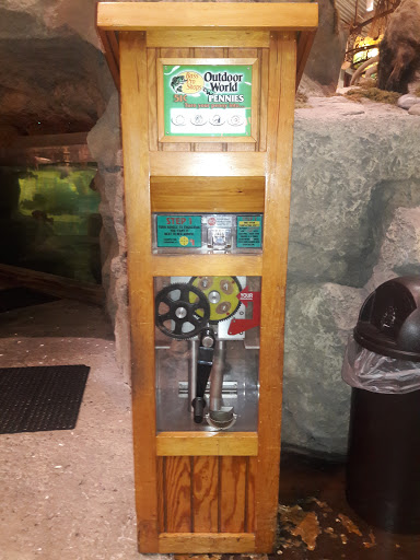 Sporting Goods Store «Bass Pro Shops», reviews and photos, 200 Gulf Stream Way, Dania Beach, FL 33004, USA