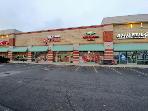 Grocery Store «Malincho Euro Market & Prestige Liquor», reviews and photos, 1475 Lee St, Des Plaines, IL 60018, USA