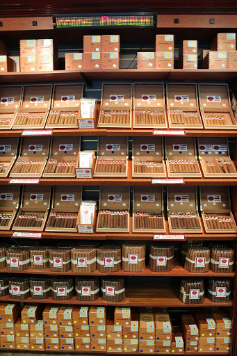 Tobacco Shop «The Island Smoke Shop», reviews and photos, 103400 Overseas Hwy, Key Largo, FL 33037, USA