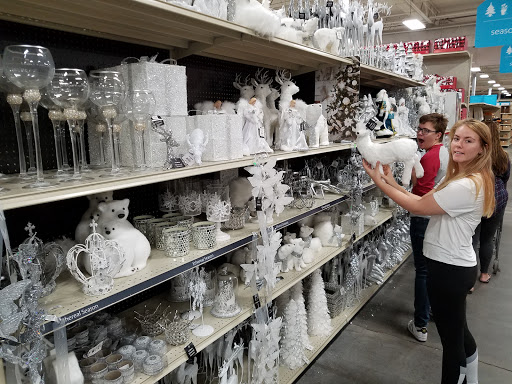 Home Goods Store «At Home», reviews and photos, 1944 S Greenfield Rd, Mesa, AZ 85206, USA