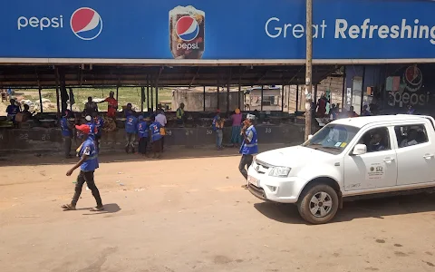 Lukaya Road Toll Market image