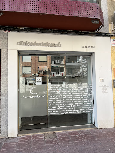 Clínica Dental Canals en Canals, Valencia