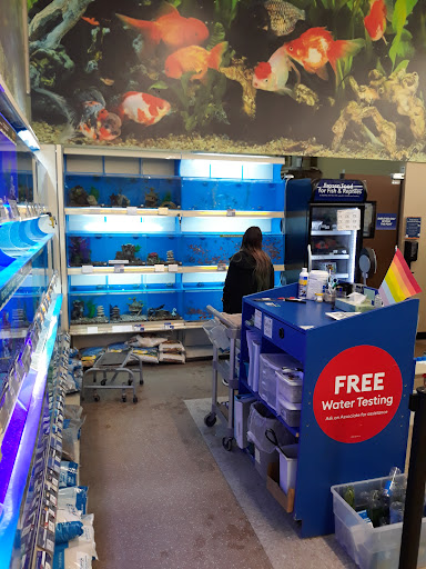 Pet Supply Store «PetSmart», reviews and photos, 270 Marketplace Boulevard, Selinsgrove, PA 17870, USA