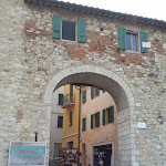 Photo n°2 de l'avis de luca.r fait le 10/06/2017 à 08:39 sur le  Porta Senese à Castiglione del Lago