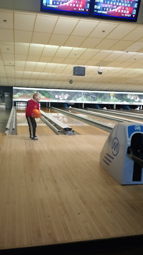 Bowling Alley «Strike Zone Lanes», reviews and photos, 300 Packer St, Sunbury, PA 17801, USA