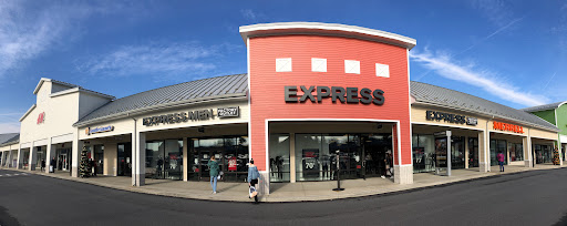 Outlet Mall «Tanger Outlet Lancaster», reviews and photos, 311 Stanley K. Tanger Blvd, Lancaster, PA 17602, USA