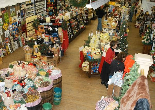 General Store «Mast General Store Hendersonville», reviews and photos, 527 N Main St, Hendersonville, NC 28792, USA