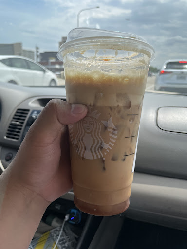 Coffee Shop «Starbucks», reviews and photos, 2655 Mannheim Rd, Des Plaines, IL 60018, USA