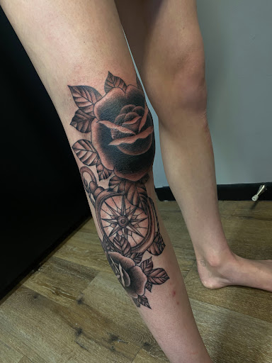 Explore leaf tattoo ideas, creative tattoo ideas in Idaho Falls, available at Sinner Tattoo Studio