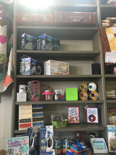 Quilt Shop «Thimbles», reviews and photos, 940 S State St, Lockport, IL 60441, USA
