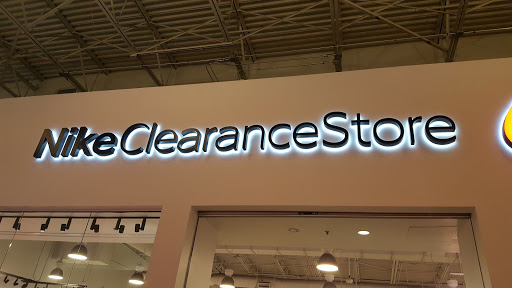 Sporting Goods Store «Nike Clearance Store», reviews and photos, 5000 S Arizona Mills Cir #240, Tempe, AZ 85282, USA